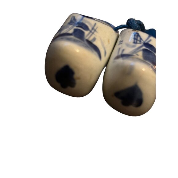Vintage Delft Blue Holland Mini clogs Windmills Porcelain 2" Souvenir Blue Strin - Picture 9 of 16